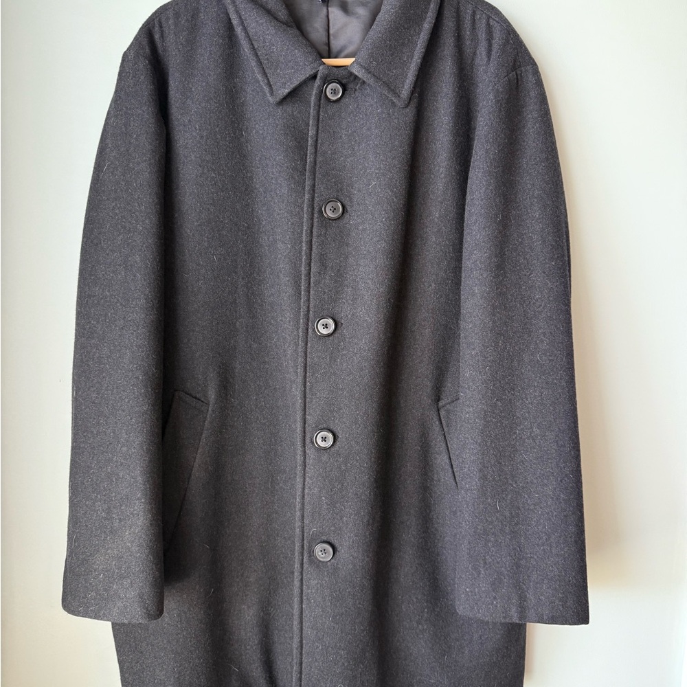 Perry Ellis Men's Black Coat